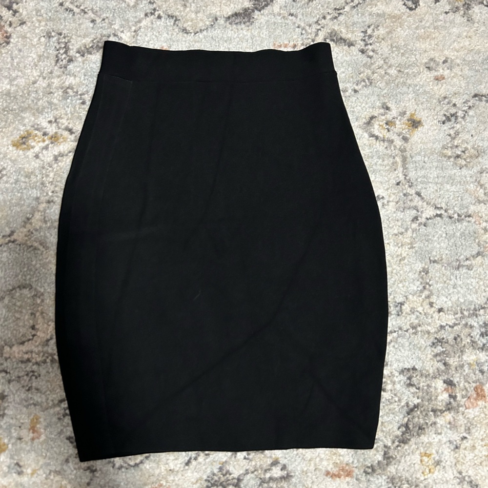 Marciano Classic Black Pencil Skirt